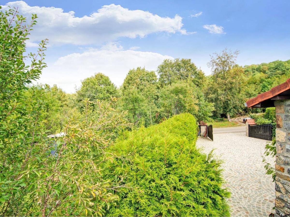 Enjoy A Relaxing Break For Two And Discover Durbuy Biron Rom bilde