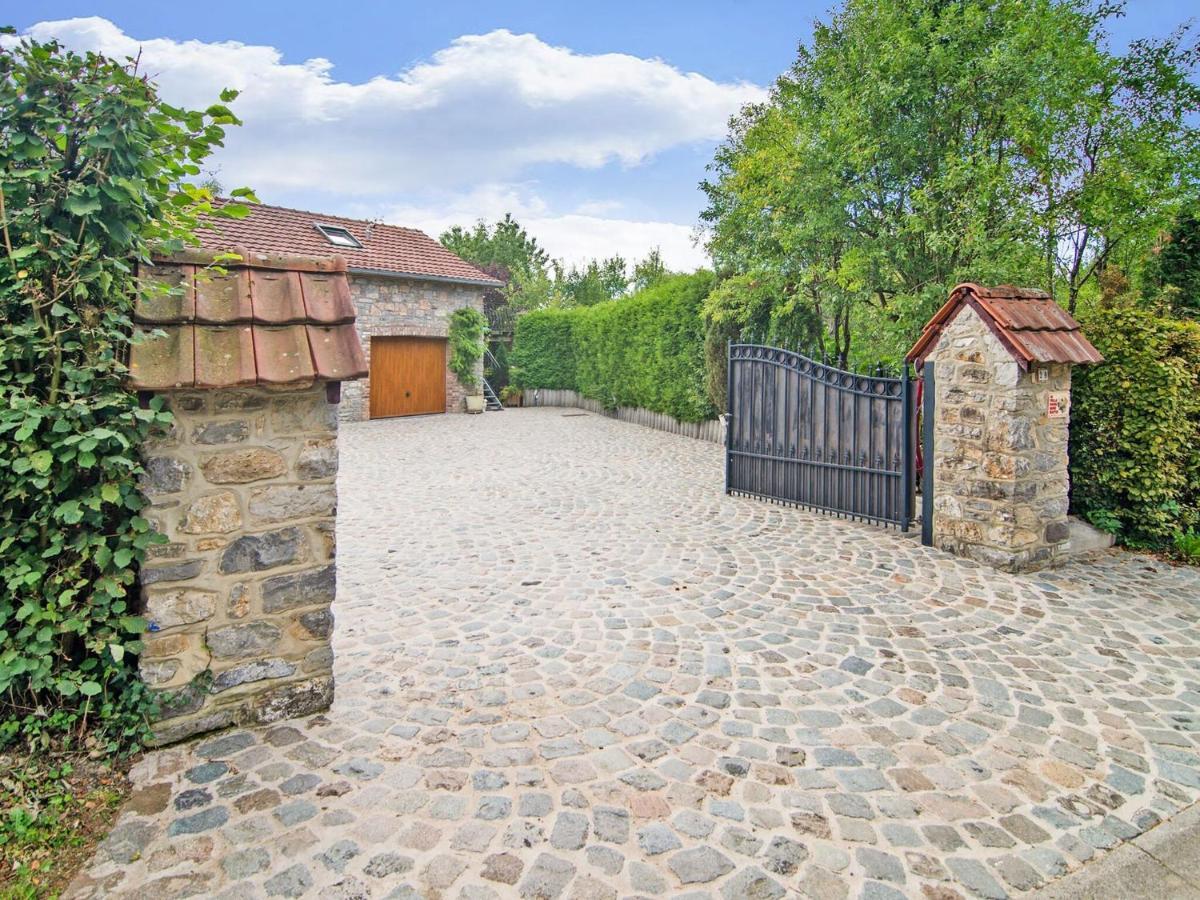 Enjoy A Relaxing Break For Two And Discover Durbuy Biron Rom bilde